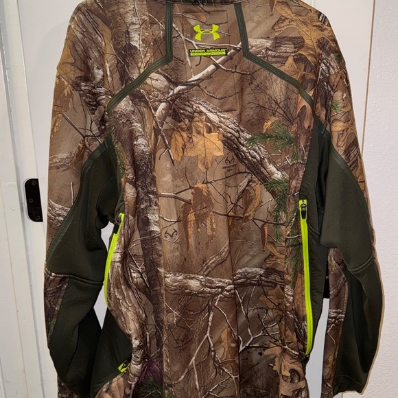 Under Armour Scent-Control Hunting Jacket - Picture 2 of 4